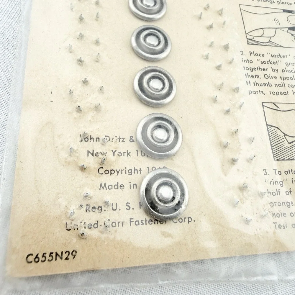Vintage Dritz Dot Snapper Snaps 1950s NEW No-Tool Fasteners No. 665 NOS